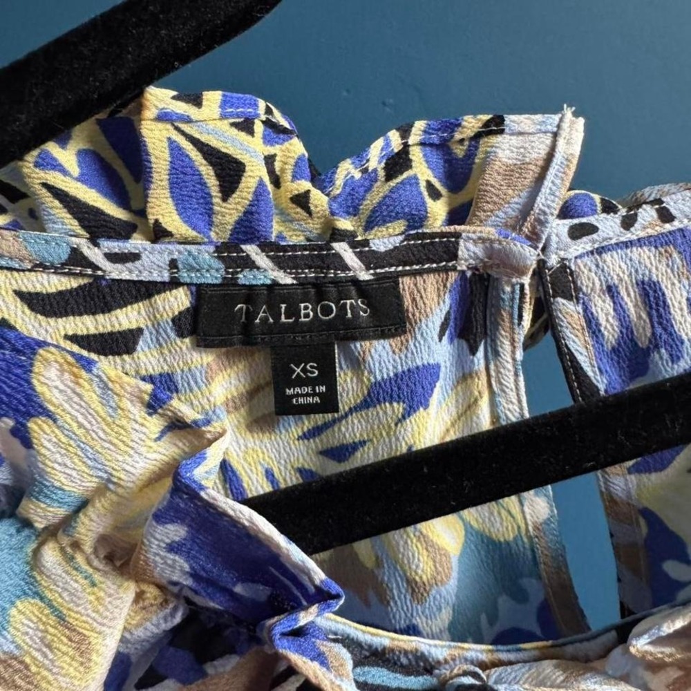 Talbots Ruffle Neck Blouse Women's Size XS Floral Blue Yellow Sleeveless Work - Picture 3 of 8